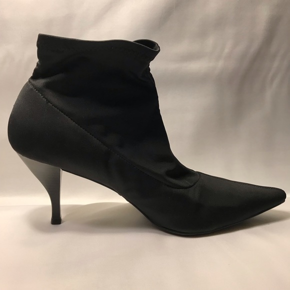 High-Heeled Ankle Bootie - Picture 6 of 11